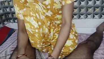 Desi Cute Bhabhi in Yellow Dress Hard Fuck & Blowjob – Real Homemade